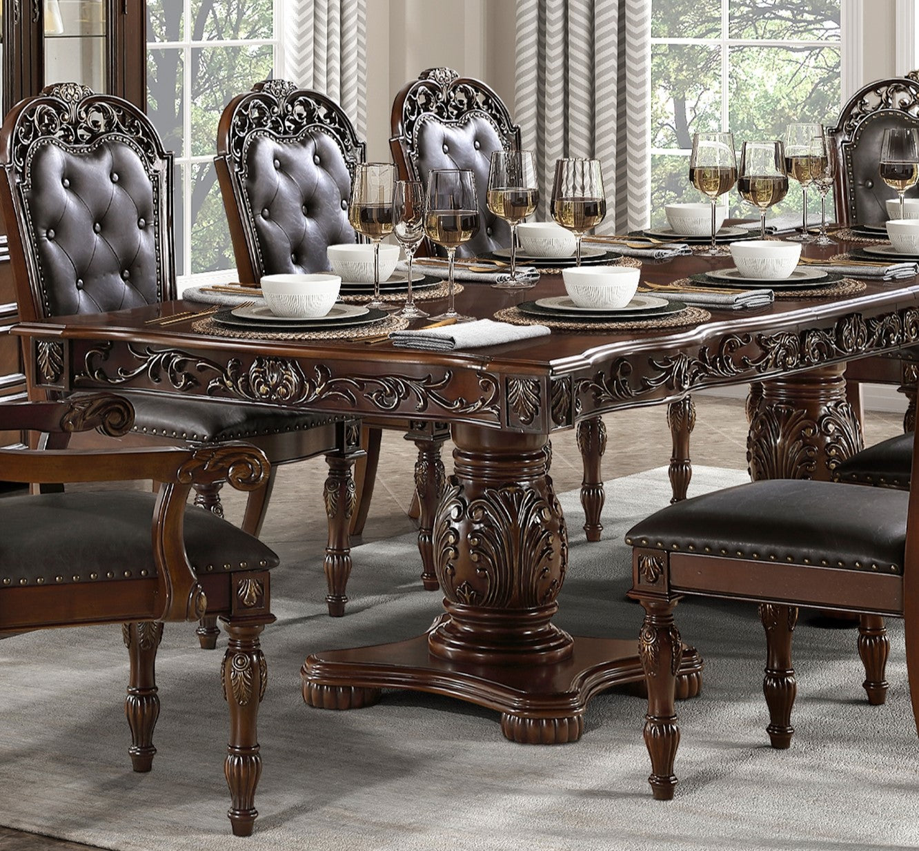 Traditional Style Dining Table